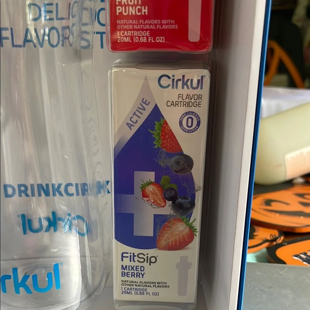 Cirkul Blue Hydration System - Picture 7 of 7